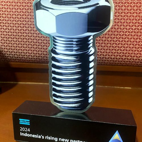 Piagam penghargaan dari ATLAS COPCO.